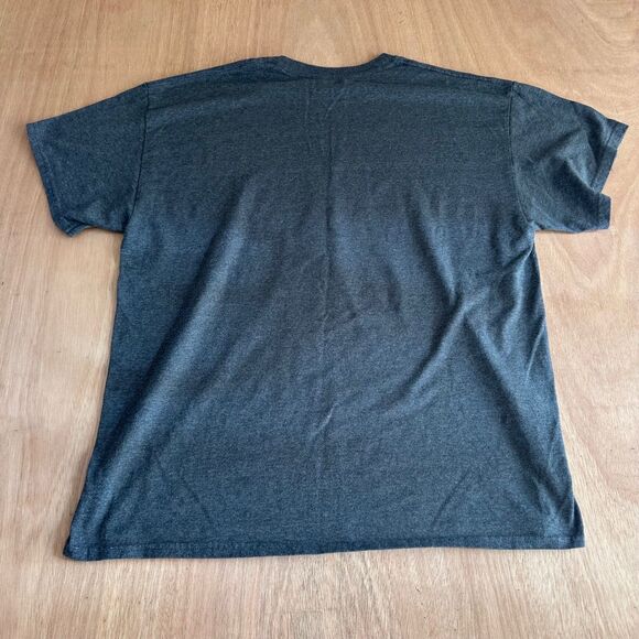 Hawkins A.V. Club 1983 Graphic Tee Men’s XL Gray Stranger Things Style - Picture 2 of 2